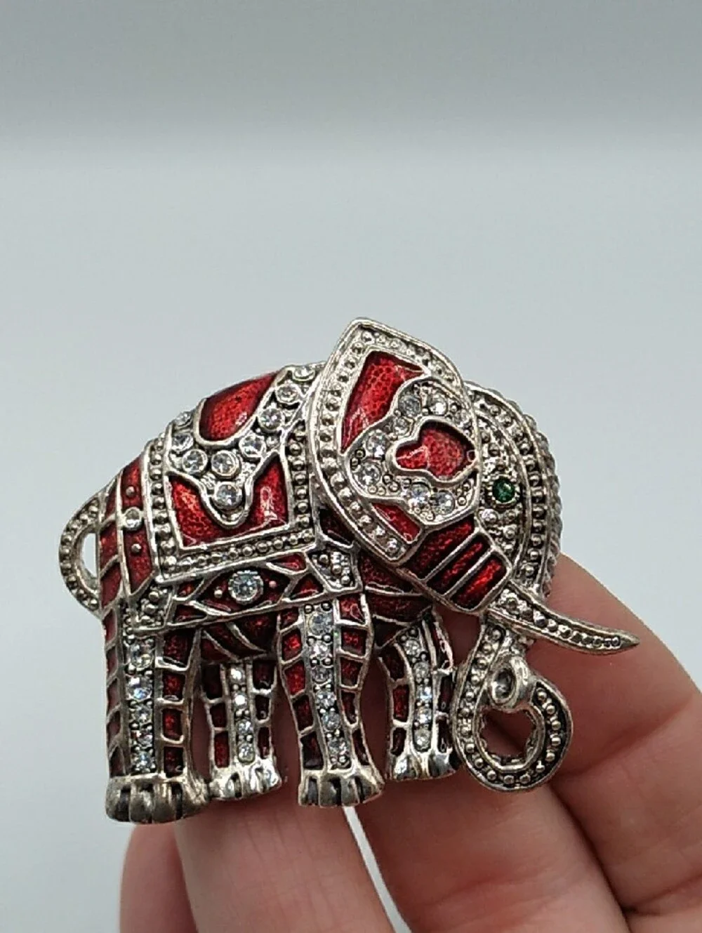 Vintage Red Enamel & Rhinestone Jeweled Elephant Brooch (S1) - Picture 9 of 11